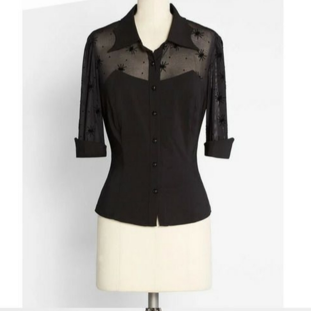 Collectif cute spider blouse